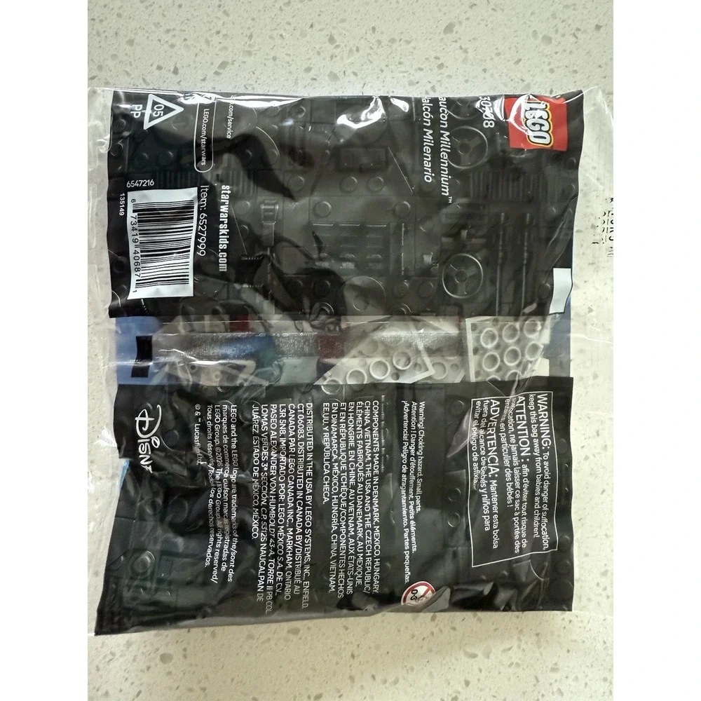 LEGO Star Wars: Millennium Falcon Mini-Build (30708) - Picture 4 of 5